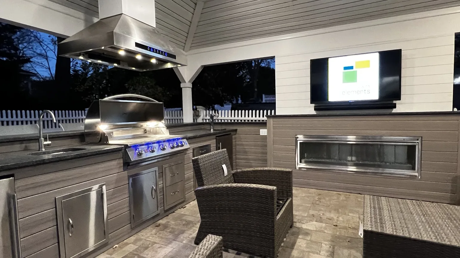 Outdoor kitchen details