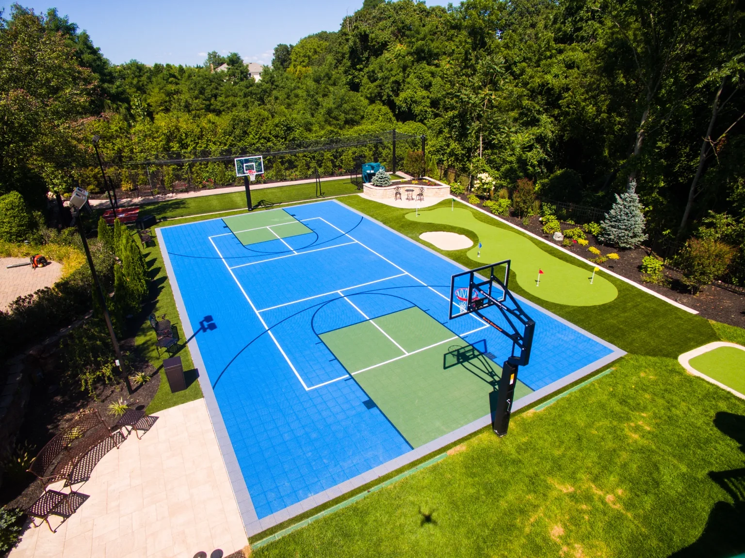 Woodbury multi-game court and putting green on Long Island